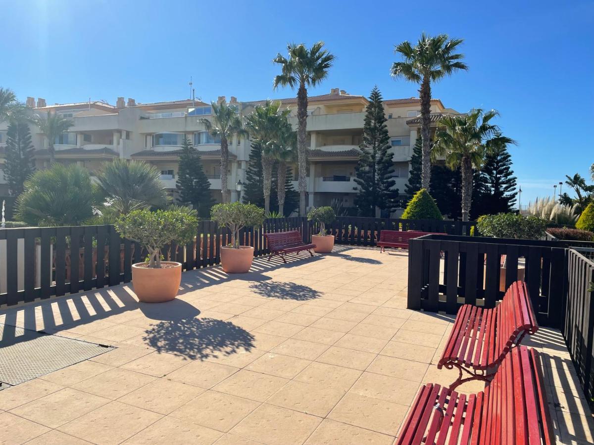 Ferienwohnung Moderna Y Alegre Vivienda Junto Al Mar . Roquetas de Mar Exterior foto